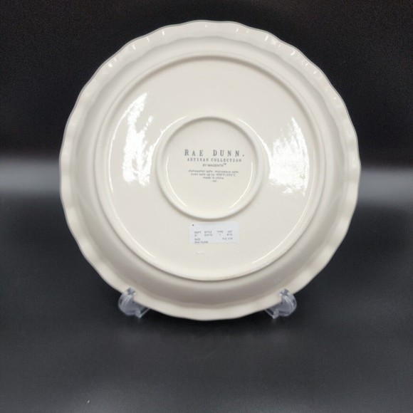 Rae Dunn MERRY CHRISTMAS Pie Plate Dish 10" RED Farmhouse Scalloped Edge New - Picture 4 of 6